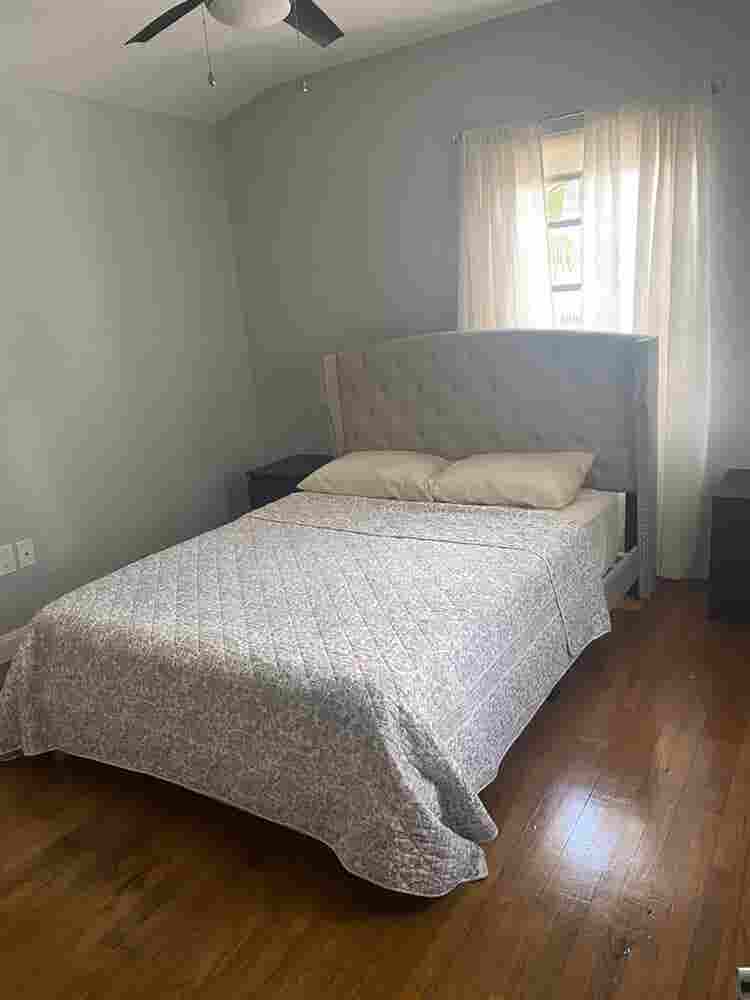 Super clean room in South Beach