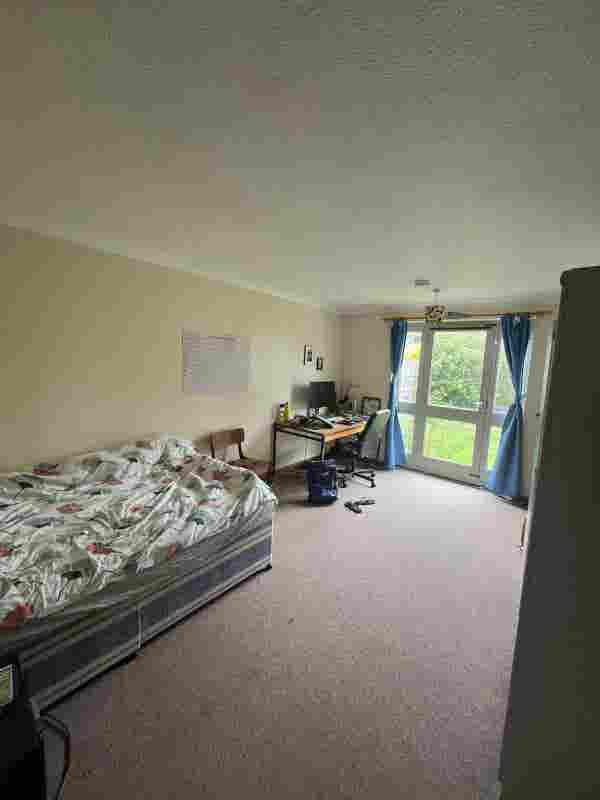 Two rooms for Postgrad students