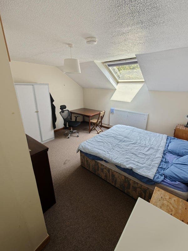 Two rooms for Postgrad students