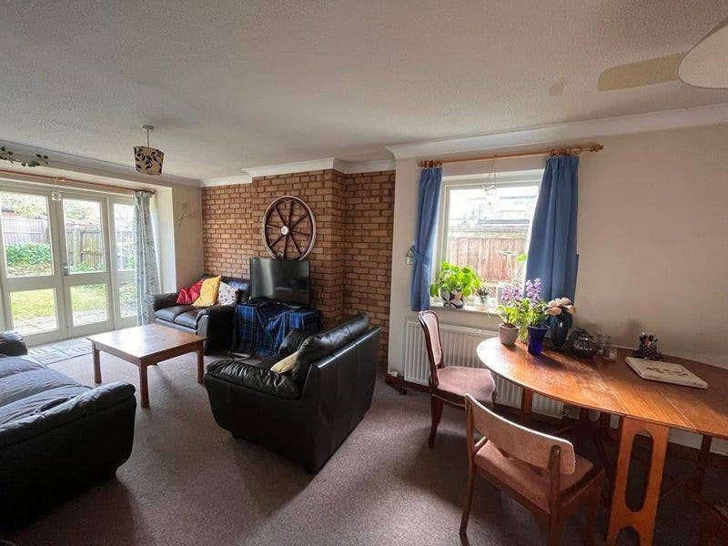 Two rooms for Postgrad students