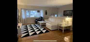 Furnished room, private bathroom