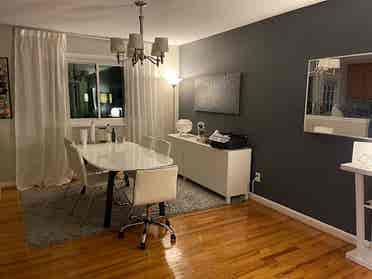 Furnished room, private bathroom