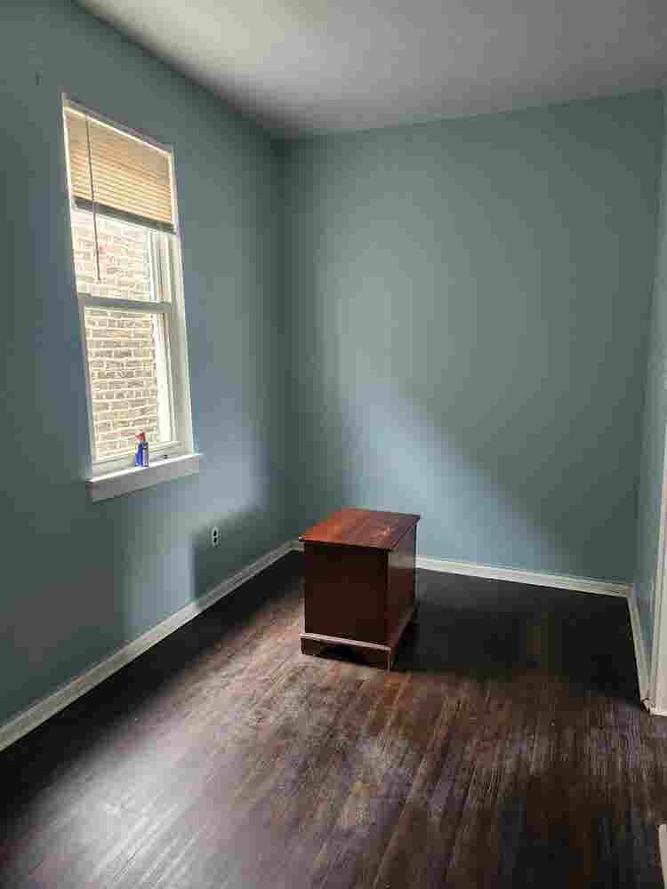 BR Apt- Pilsen- Women Only