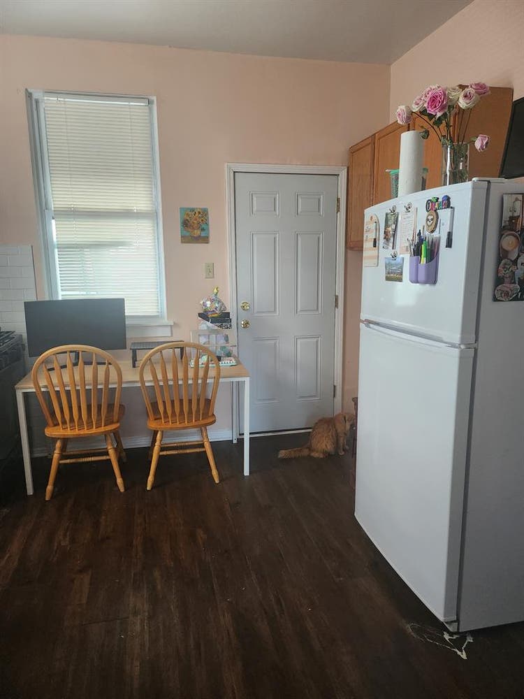 BR Apt- Pilsen- Women Only