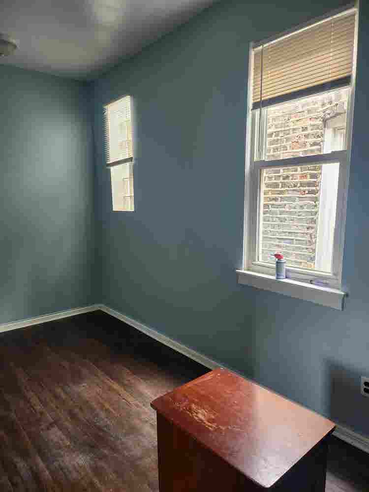 BR Apt- Pilsen- Women Only