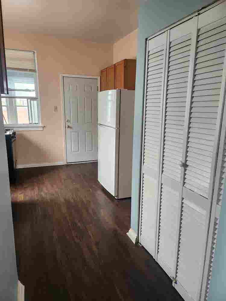 BR Apt- Pilsen- Women Only