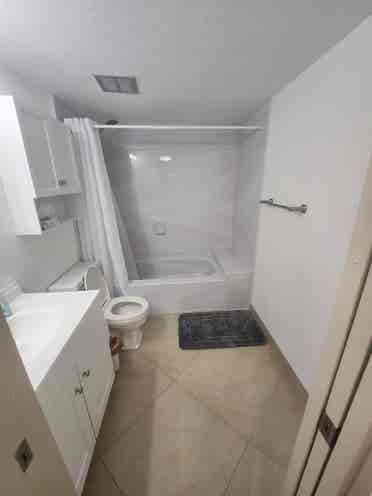 Studio 1 block away from the beach