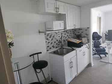 Studio 1 block away from the beach