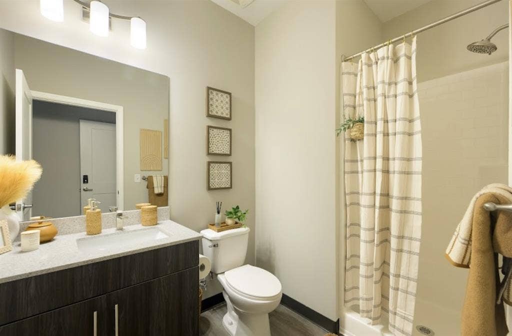 Studio apartment available