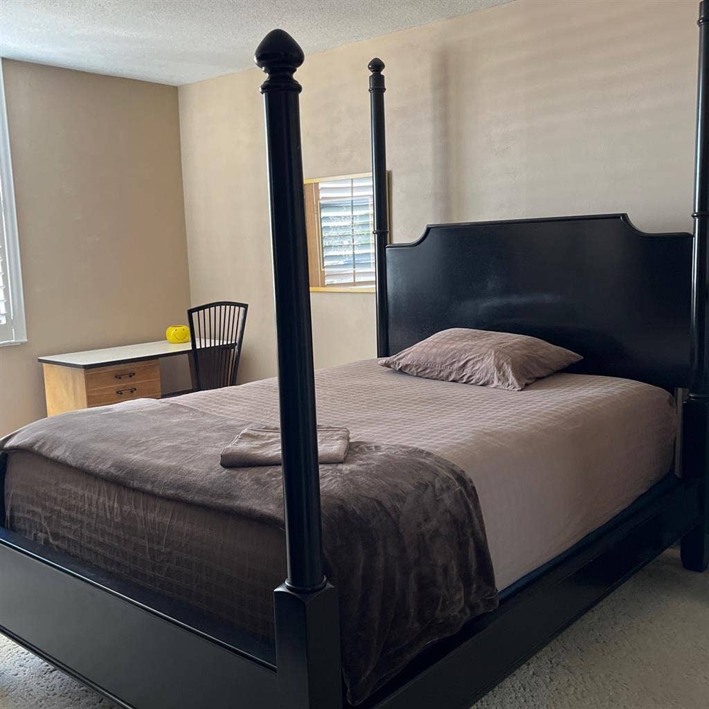 MALE ROOMMATE WANTED: