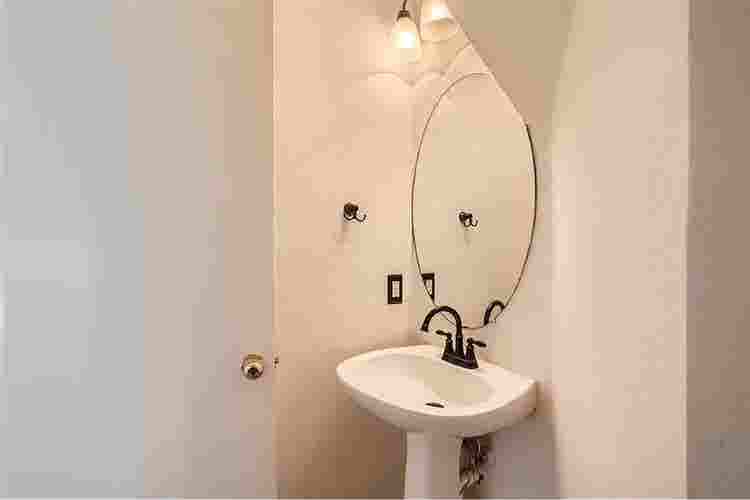Roommate Wanted - Hornsby Bend