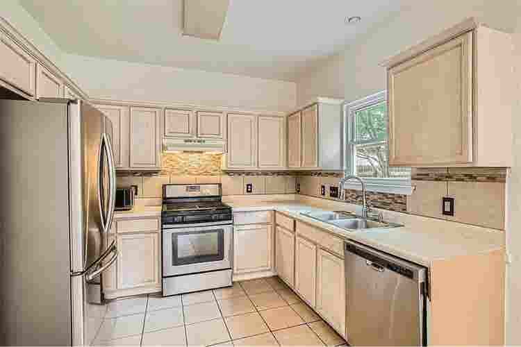 Roommate Wanted - Hornsby Bend