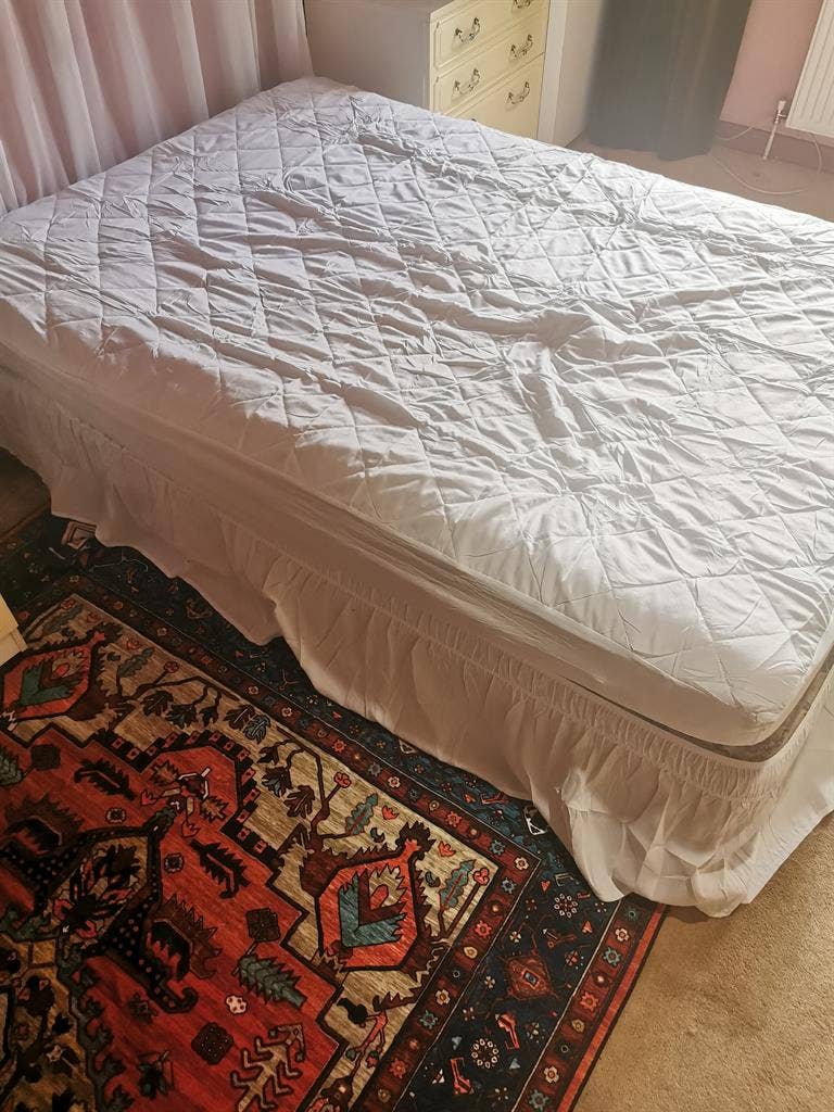 Double ensuite bedroom with kitchen