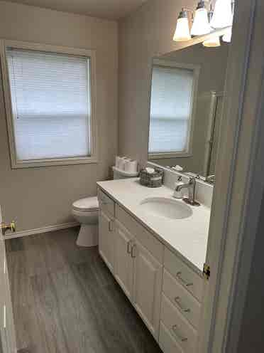 Private bed/bath in Cooper Mountain