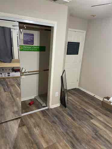 Big room in nice Pearland Housee