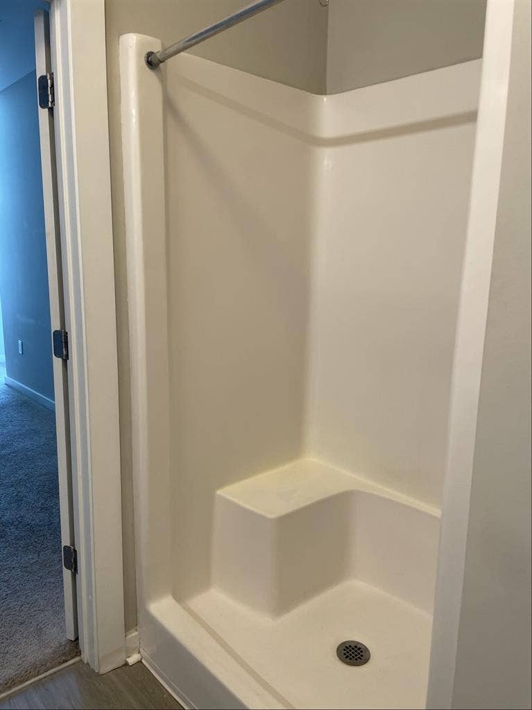 FIRST 3 MONTH RENT FREE