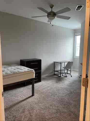 FIRST 3 MONTH RENT FREE