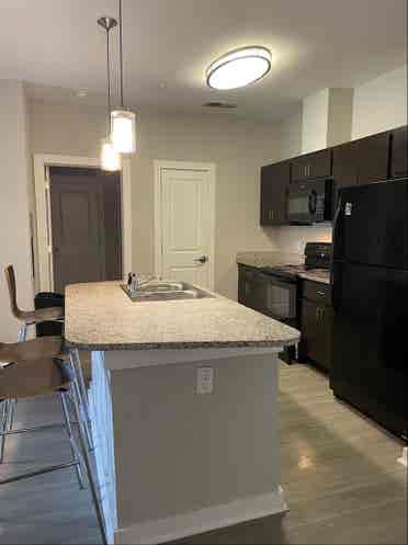FIRST 3 MONTH RENT FREE