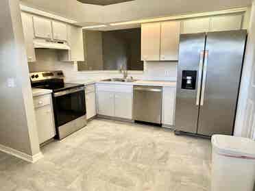 S.Lakeland Room/Shared bath