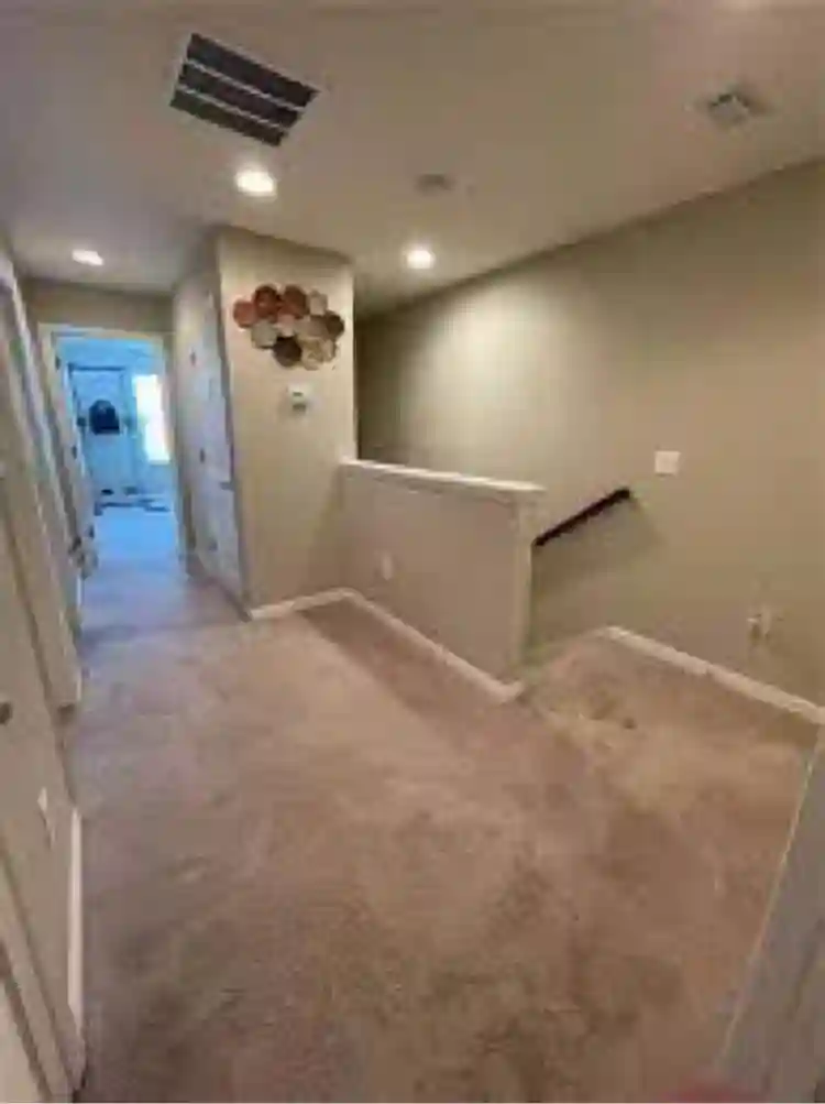 1bed/b Riverview alot included