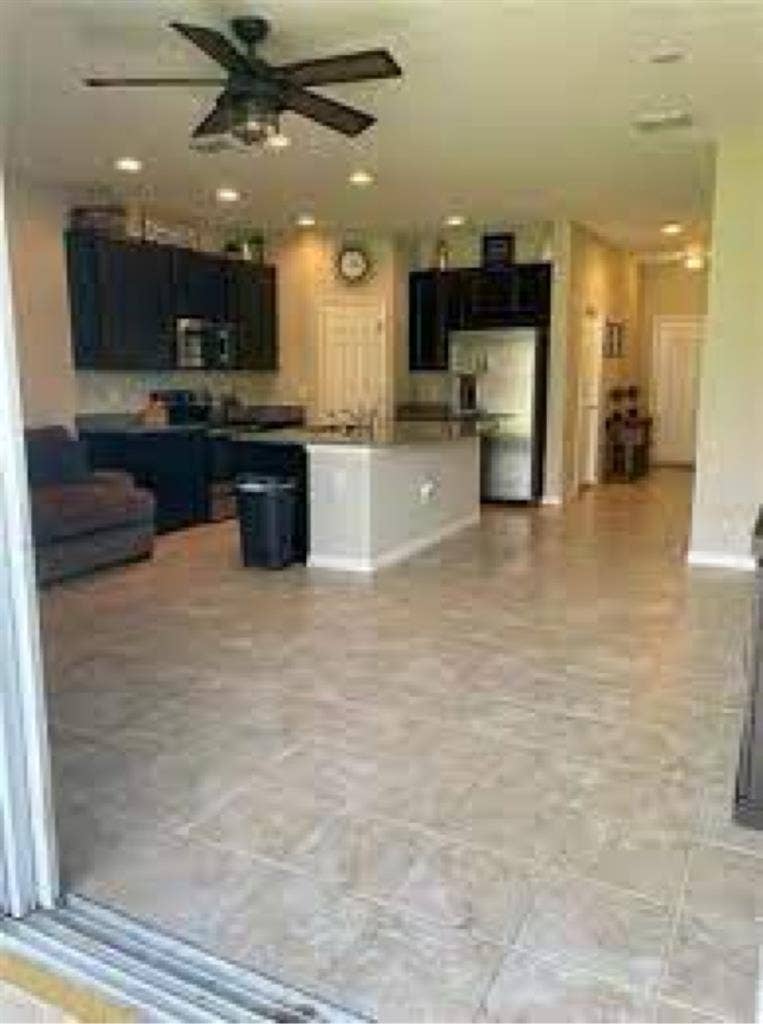 1bed/b Riverview alot included