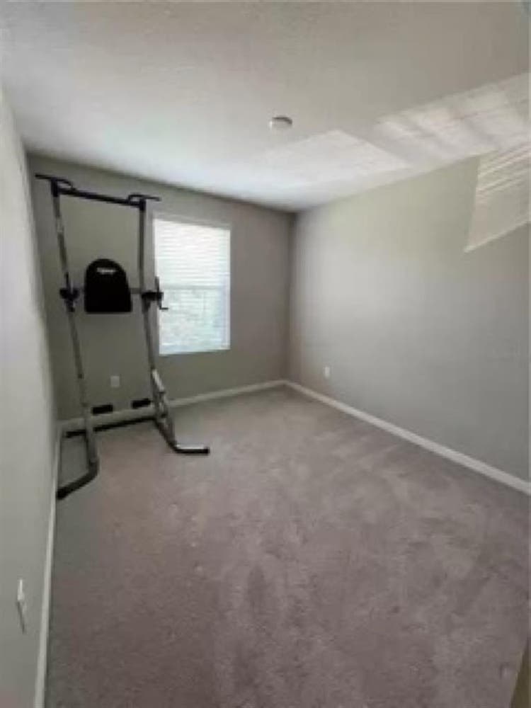 1bed/b Riverview alot included