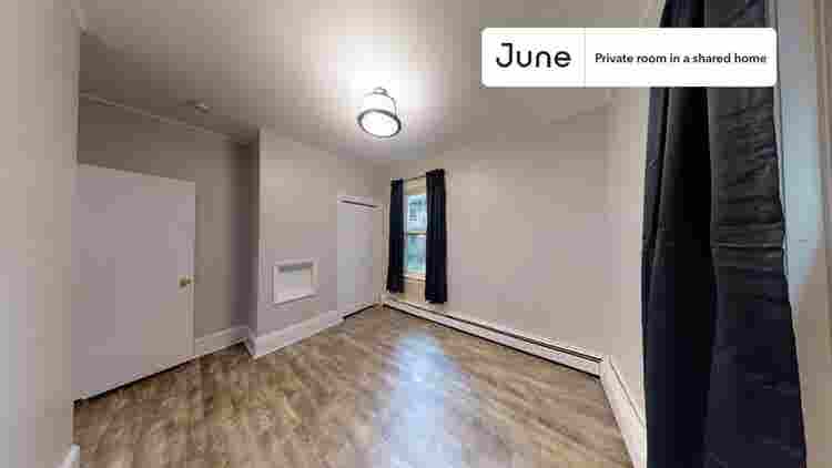 3 BR in Boston