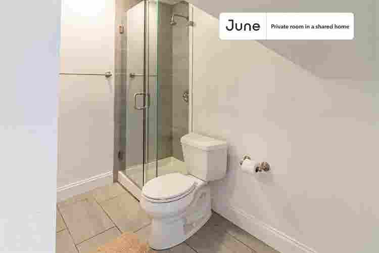 6 BR in Boston