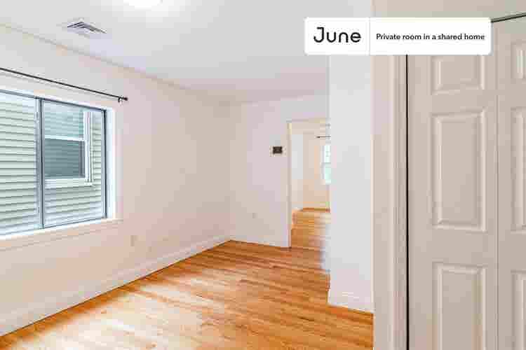 6 BR in Boston