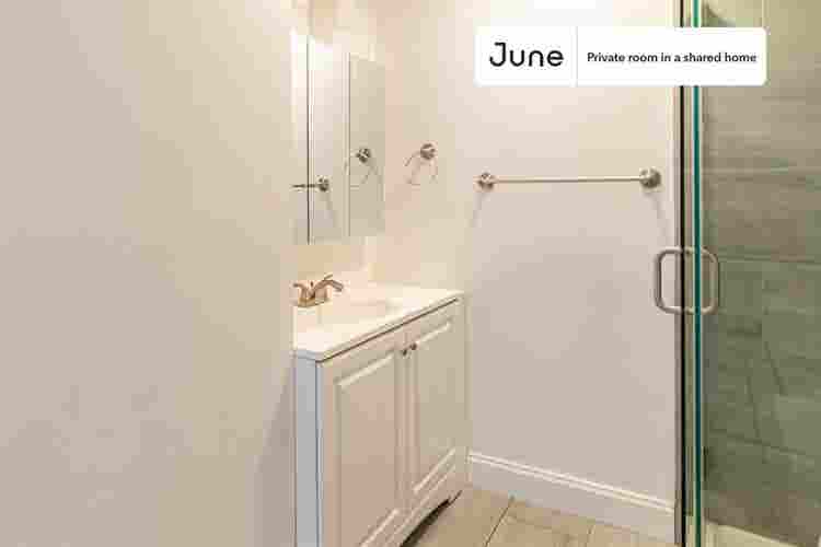 6 BR in Boston