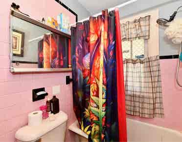 Beautiful furnished cozy bungalow!!