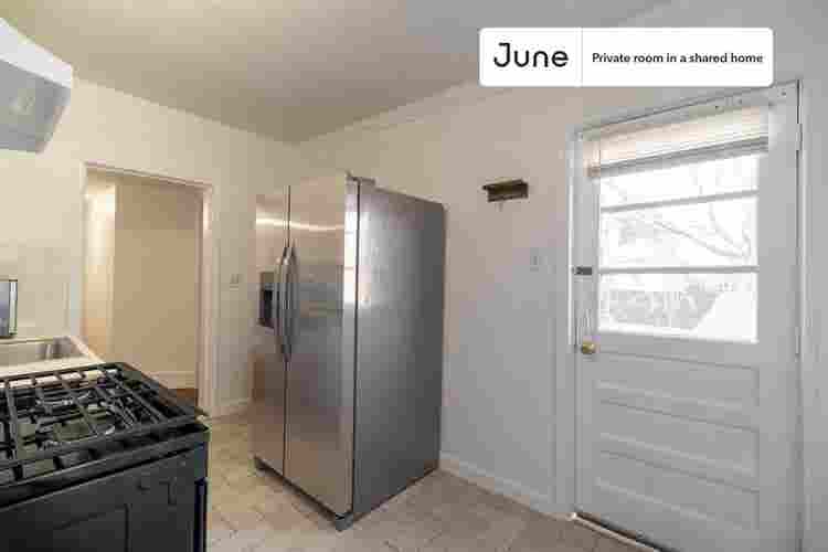 4 BR in Boston