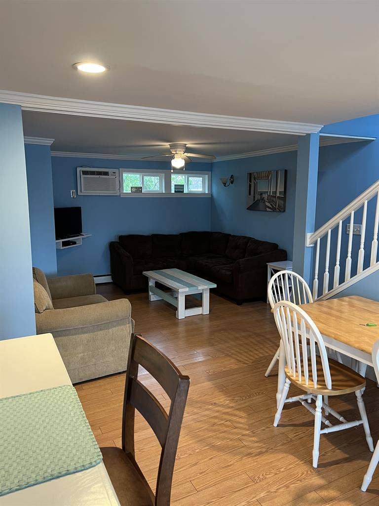 Winter rental Oct-May for two