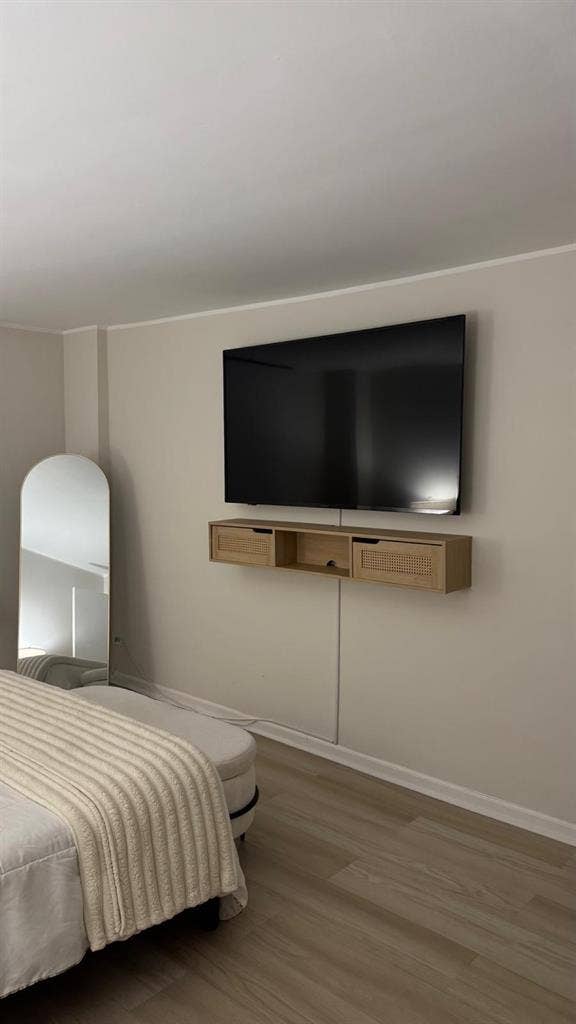 Looking for a roommate