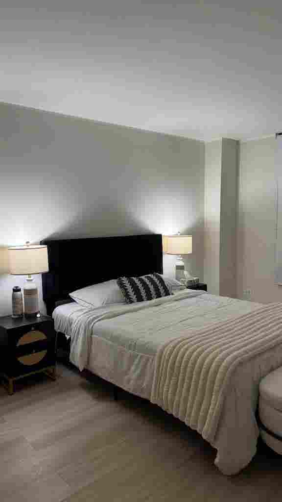 Looking for a roommate