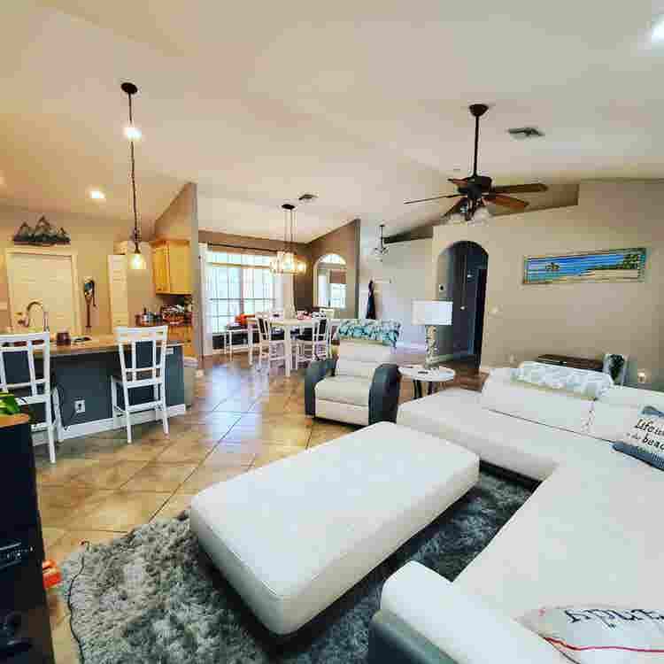 Roommate needed!