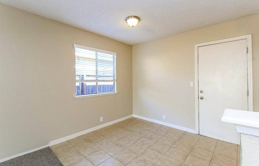 BTH APARTMENT