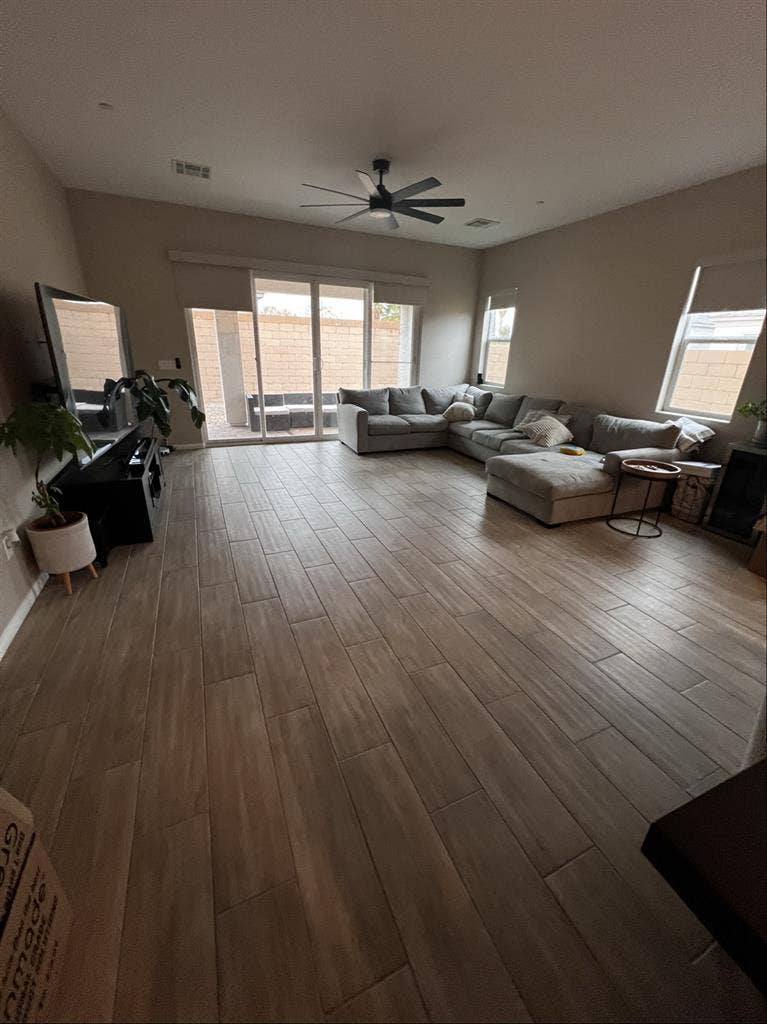 Room w/own private bathroom/shower