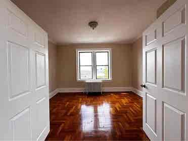 🌟Private Room Available for Female