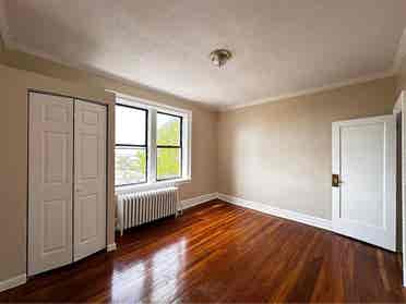 🌟Private Room Available for Female