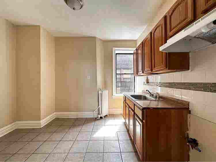 🌟Private Room Available for Female