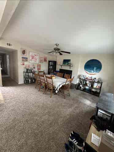 Private room west of the 5!