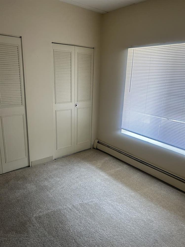 Roommate wanted