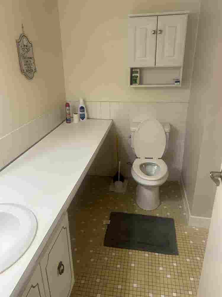 Roommate wanted