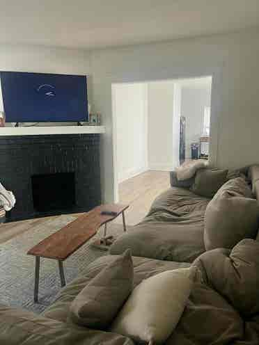 Need Roommate in Detroit Shoreway