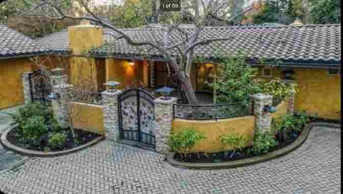 Private Room  - Van Ness Blvd Home