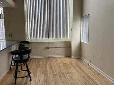 FABULOUS LOFT UTILITIES INCLUDED