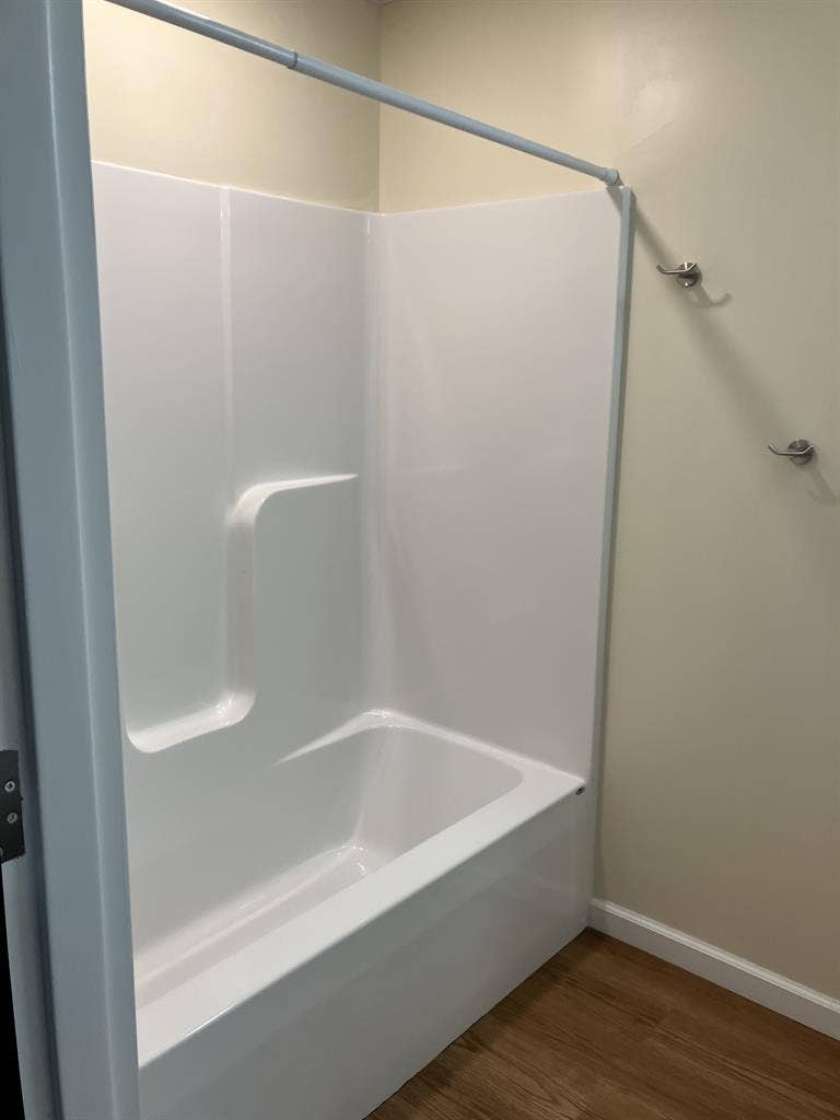 FABULOUS LOFT UTILITIES INCLUDED