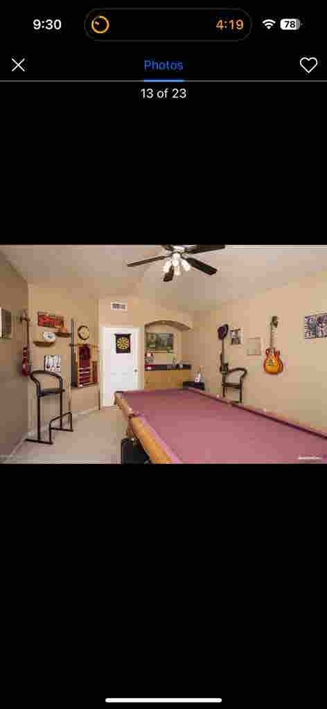 Clean and unfurnished room for rent