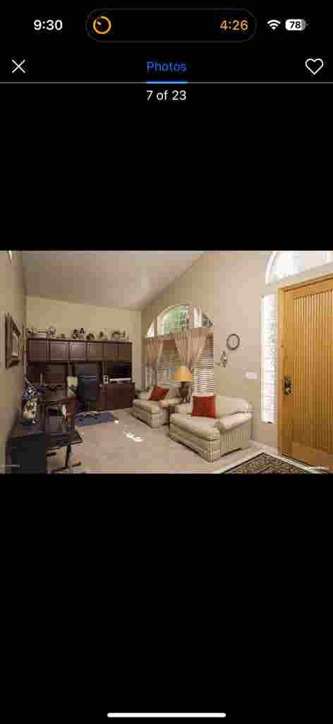 Clean and unfurnished room for rent